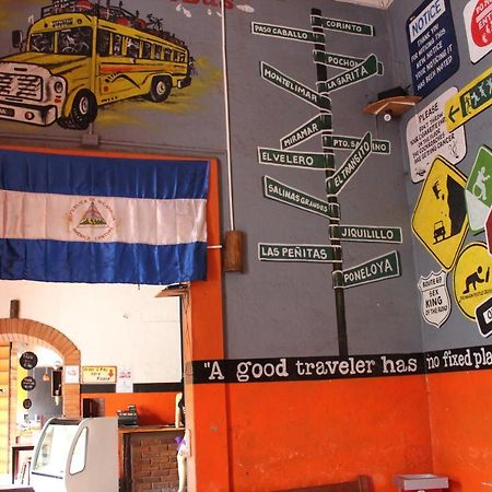 Bigfoot Hostel León Εξωτερικό φωτογραφία
