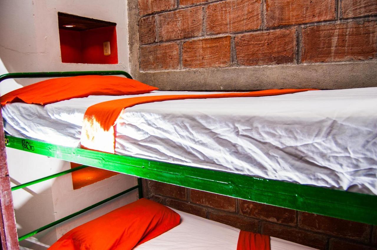 Bigfoot Hostel León Εξωτερικό φωτογραφία